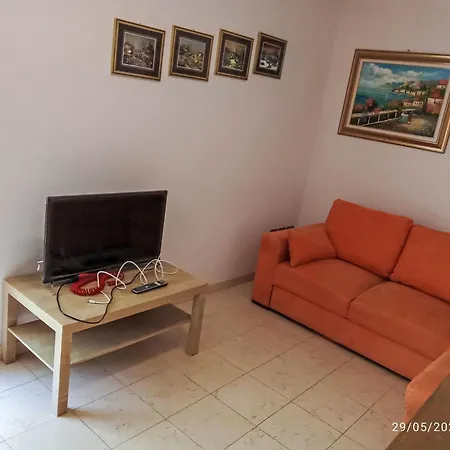 Apartment Haus Alice In Pellizzano By Interhome